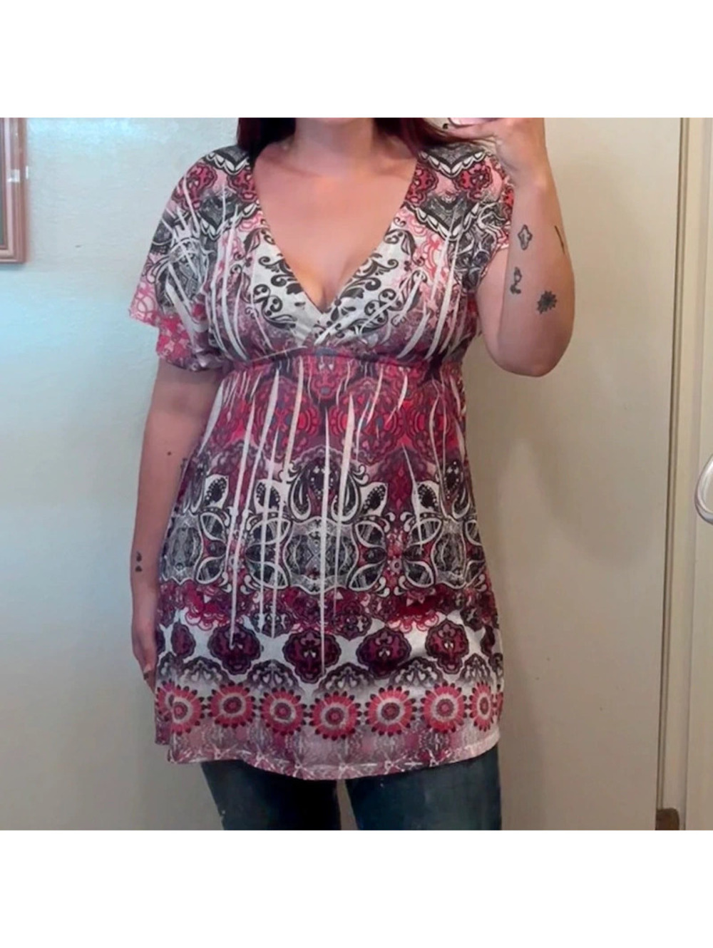 Y2K Pink White and Black Paisley V Neck Dress with cinched waist